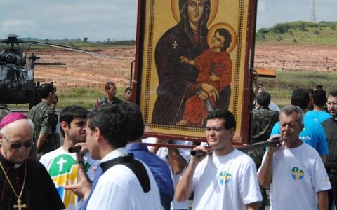 Chegada dos icones da Jornada Mundial da Juventude em Taubaté