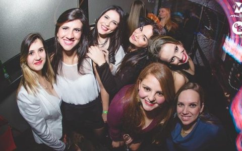 15/06 - Girls at Fun - Mr. burns - Mutley