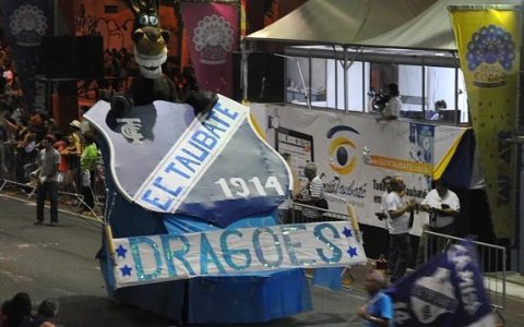 Bloco Dragões Alvi Azul