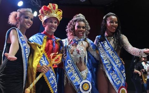 Taubaté tem Nova corte de Momo - 07/02/2015