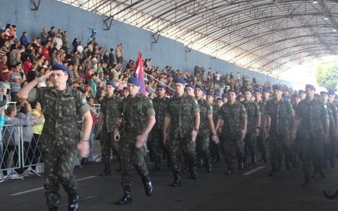 Desfile cívico de 7 de setembro - 2015