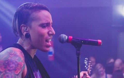 Luana Camarah - 18/12/2015