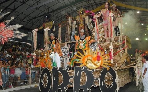Império e Boêmios do Morro