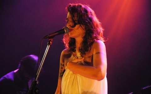 Bárbara Eugênia - Frou Frou