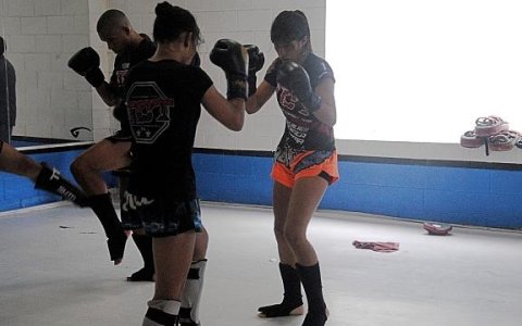 Reportagem - Lutadoras de Muay Thai 
