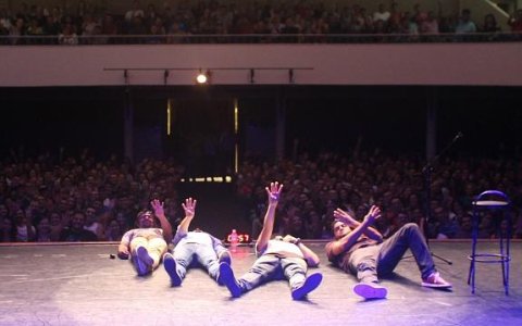 Stand Up - 4 amigos