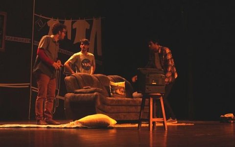 Querida Quitinete - Teatro Metrópole