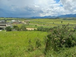 Terreno Condomínio Village da Serra