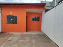 Casa de 3 dormitórios com Suíte e Área Gourmet no Jardim Oásis