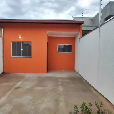 Taubaté: Casa de 3 dormitórios com Suíte e Área Gourmet no Jardim Oásis