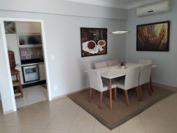 Apartamento 3 dormitórios no Centro