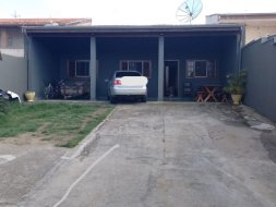 Casa com 2 dormitórios à venda, 96 m² por R$ 265.000 - Triângulo - Pindamonhangaba/SP