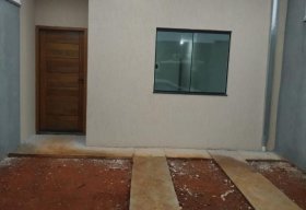 Foto Casa com 2 dormitórios à venda, 75 m² por R$ 275.000,00 - Piracangaguá - Taubaté/SP