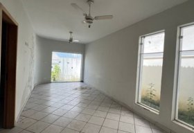 Foto Casa com 3 dormitórios, 160 m² - venda por R$ 550.000,00 ou aluguel por R$ 3.900,00/mês - Jardim Santa Clara - Taubaté/SP