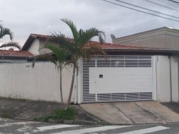 Casa com 3 dormitórios à venda, 146 m² por R$ 410.000,00 - Parque Urupês - Taubaté/SP