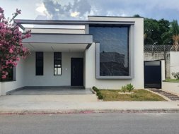 Casa com 3 dormitórios à venda, 151 m² por R$ 1.000.000 - Residencial Tecoara - Taubaté/SP