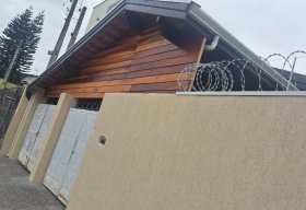 Foto Casa com 3 dormitórios à venda, 208 m² por R$ 300.000,00 - Guedes - Tremembé/SP