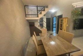 Foto Casa com 3 dormitórios à venda, 95 m² por R$ 570.000,00 - Chácaras Cataguá - Taubaté/SP