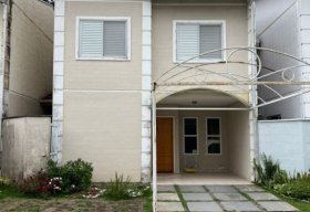 Foto Casa com 3 dormitórios para alugar, 90 m² por R$ 3.200/mês - Parque Vera Cruz - Tremembé/São Paulo
