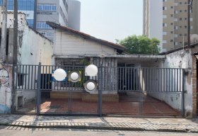 Foto Casa com ótima localização à venda, 220 m² por R$ 615.000 - Centro - Taubaté/SP