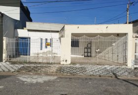 Foto Casa para alugar, 200 m² por R$ 2.882,00/mês - Jardim Maria Augusta - Taubaté/SP