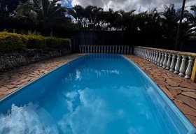 Foto Chácara com 4 dormitórios à venda, 28000 m² por R$ 2.000.000,00 - Piracangaguá - Taubaté/SP