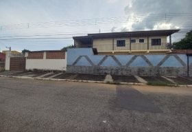 Foto Duas EXCELENTES casas