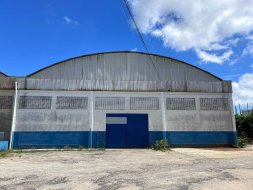 Galpão para alugar, 3330 m² por R$ 34.800,00/mês - Piracangaguá - Taubaté/SP