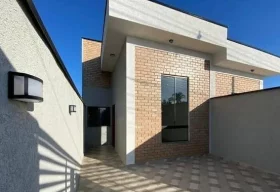 Foto Bela casa recém construída na Esplanada Independência