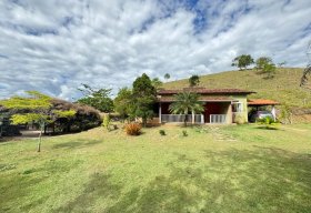 Foto Sítio com 2 dormitórios à venda, 20000 m² por R$ 690.000,00 - Jardim Maracaibo - Tremembé/SP