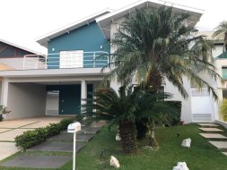 Sobrado à venda, 350 m² por R$ 1.780.000,00 - Condomínio Village Taubaté - Taubaté/SP