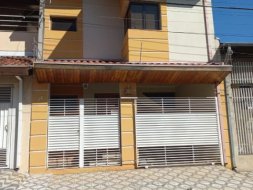 Sobrado com 3 dormitórios à venda, 116 m² por R$ 420.000,00 - Centro - Taubaté/SP