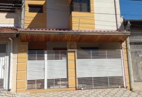 Foto Sobrado com 3 dormitórios à venda, 116 m² por R$ 420.000,00 - Centro - Taubaté/SP