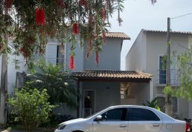 Foto Sobrado com 3 dormitórios à venda, 150 m² por R$ 650.000 - Condomínio Veredas - Taubaté/SP