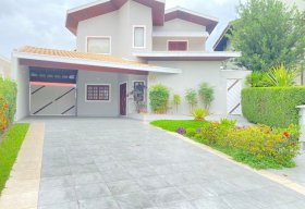 Foto Sobrado com 4 dormitórios à venda, 416 m² por R$ 2.200.000 - Taubaté Village - Taubaté/SP