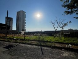 Terreno à venda, 300 m² por R$ 530.000 - Bosque Flamboyant - Taubaté/SP