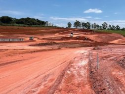 Terreno à venda, 412 m² por R$ 450.000 - Condomínio Jardins do Parque Amendoeiras - Taubaté/SP