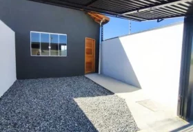 Foto Casa 3 dormitórios com suíte em terreno de 150m2