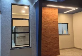 Foto Belíssima Casa 3 dormitórios com Suíte