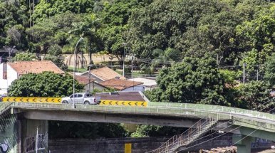 Via ao lado do 'Viaduto Torto' será temporariamente interditada em Taubaté
