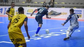 Taubaté Umbro Futsal derrota a equipe de São José na Liga Nacional