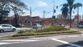 Novos semáforos são implantados em Taubaté