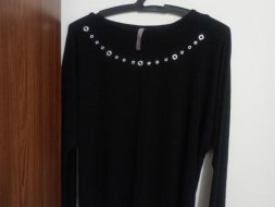 Linda blusa donata tamanho GG estilos