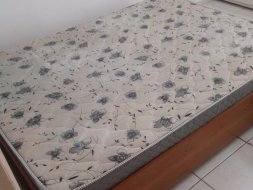 Cama de casal Aera com ou sem colchão ! 