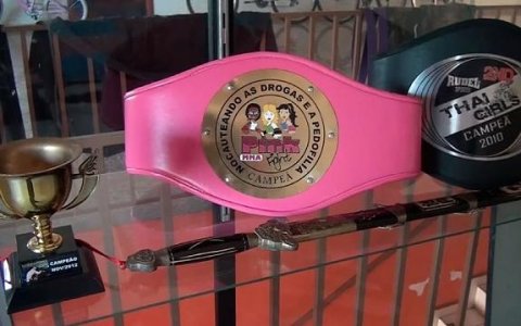 Mulheres vencem o preconceito e ganham espaço em territórios masculinos