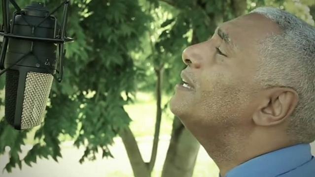 Pastor taubateano lança novo samba religioso
