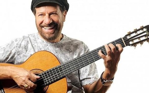 João Bosco faz show em Taubaté