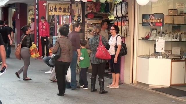 Filhos movimentam comércio as vésperas do Dia das Mães