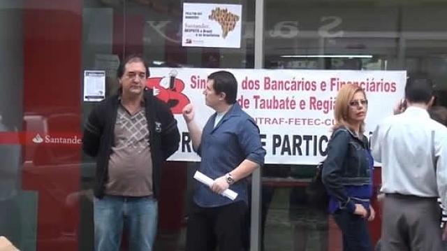 Sindicato fecha agências do Santander
