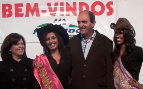 Feicampo elege Rainha e Princesa da festa